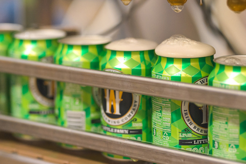 The Final Pour: How Foam, CO₂, and Precision Packaging Keep Our Beer Fresher for Longer